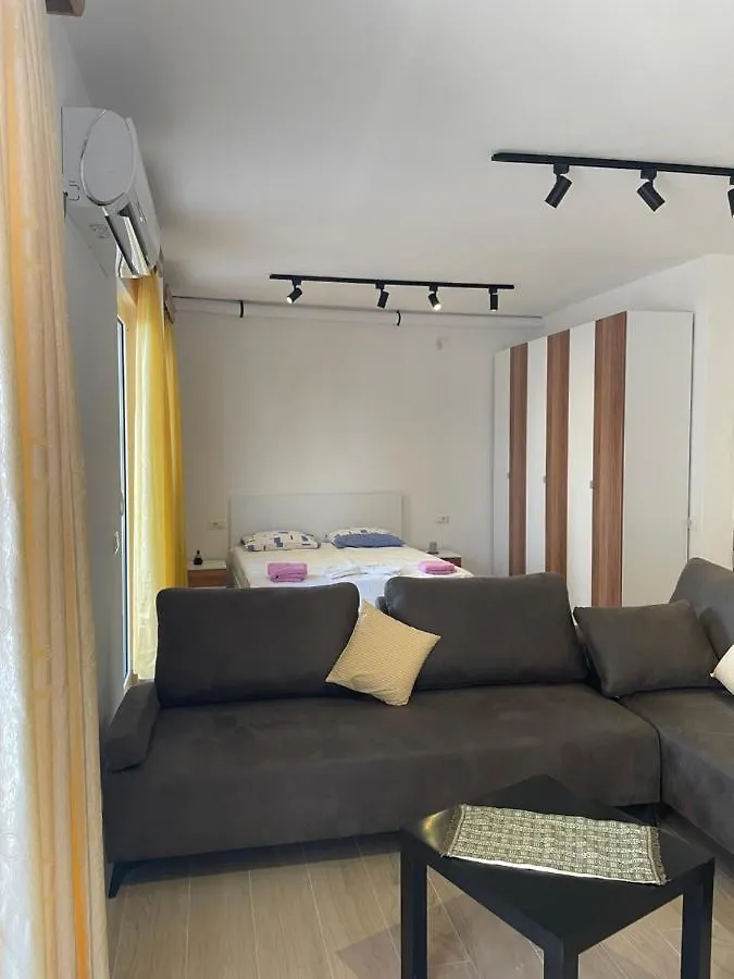 Studio Apartment Sarandë