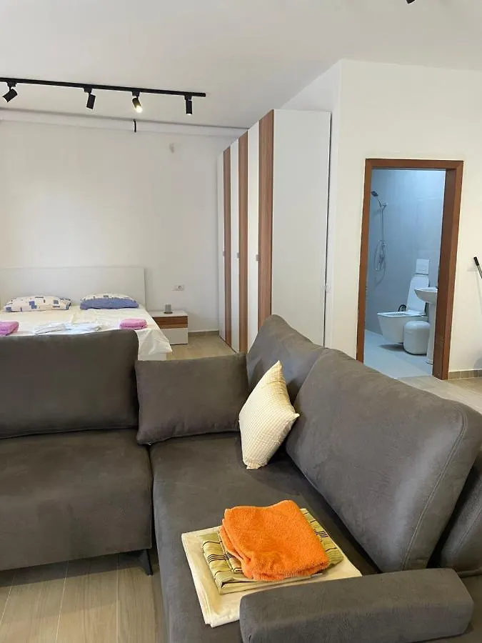 Studio Apartment Sarandë 0*,  Albanien